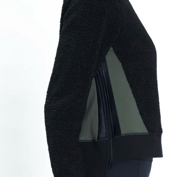 NWT Urban Savage Sherpa Pullover - Picture 3 of 7